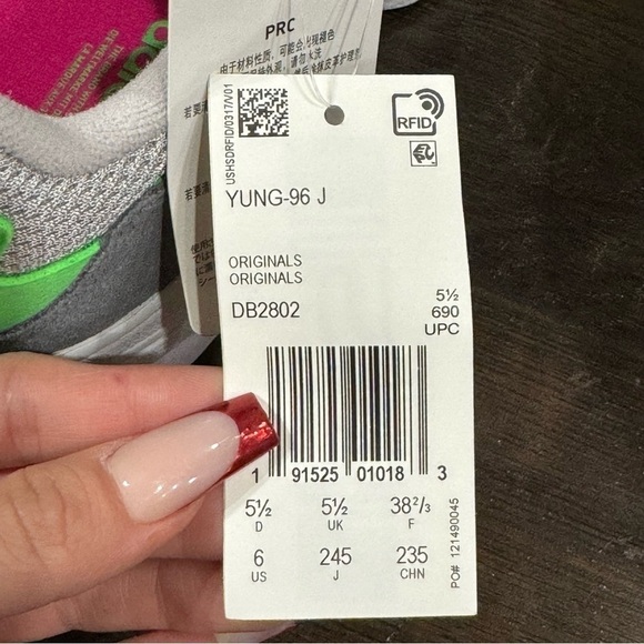 Adidas Yung 96 Off White Solar Green Sneaker Size 7 Women - Picture 9 of 10
